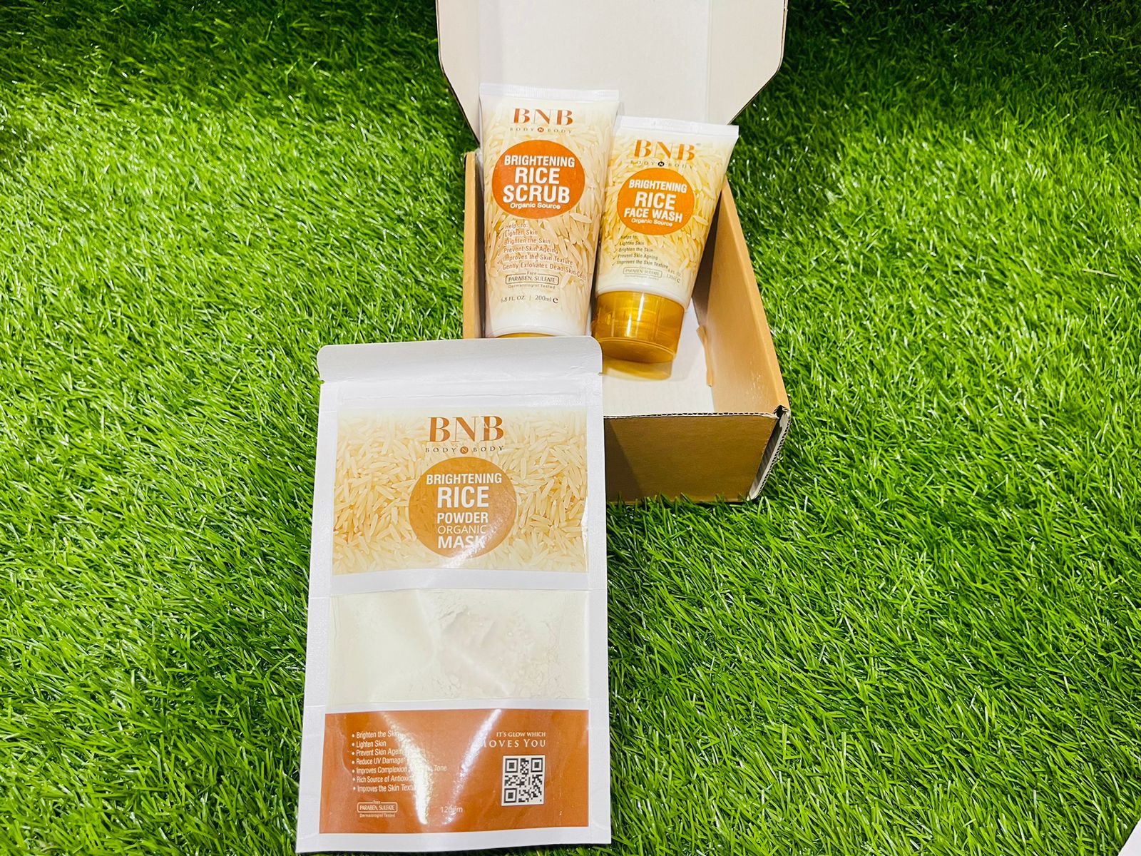 BNB Rice Organic Brightening Glow Kit